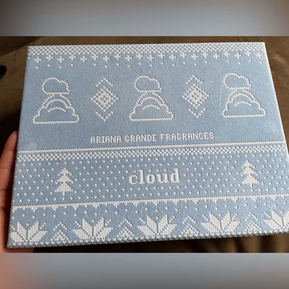 NIB Ariana Grande Cloud 3-Piece Gift Set - Picture 8 of 11